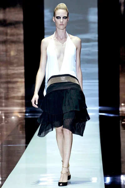 Look 24